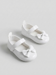 Beyaz Rugan Ayakkabı