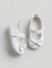 Beyaz Rugan Ayakkabı