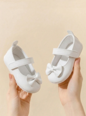 Beyaz Rugan Ayakkabı