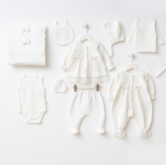 Beyaz Fırfırlı Kız Hastane Çıkışı- 10 Parça- 0.3 Ay