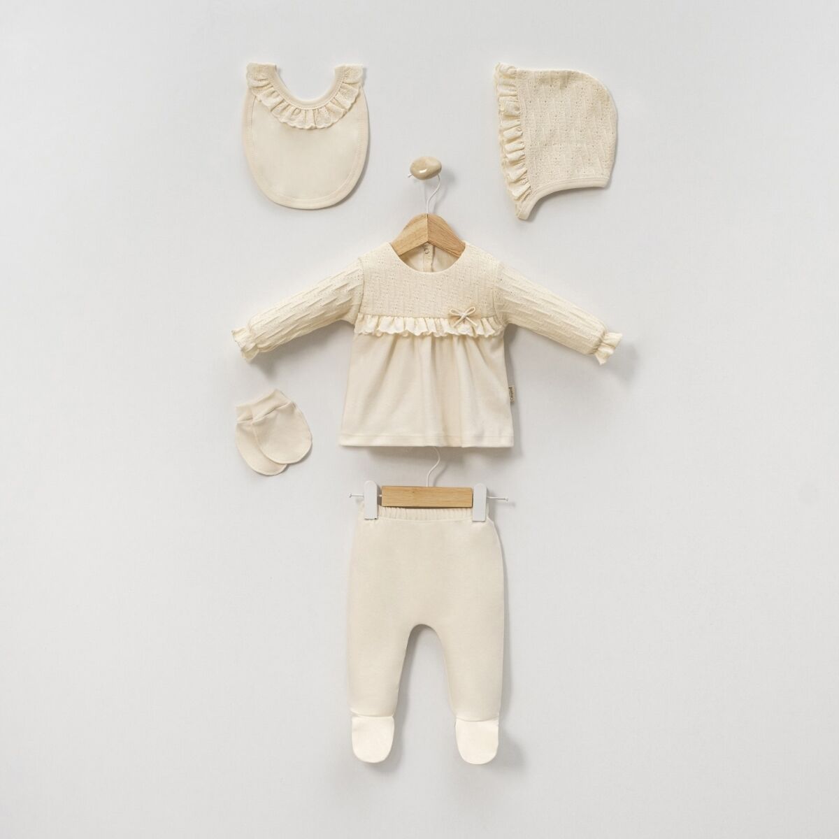 Kız Bebek Seti- 0.3 Ay- 5 Parça