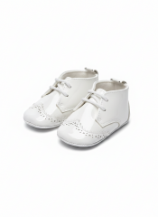 Beyaz Rugan Ayakkabı