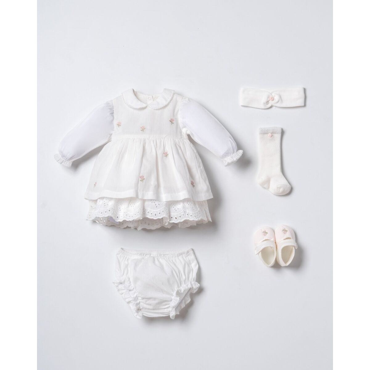 Ekru Rengi Çiçek İşlemeli Set- 3.6 ay-5 Parça
