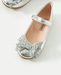 Gümüş Fiyonklu Ayakkabı