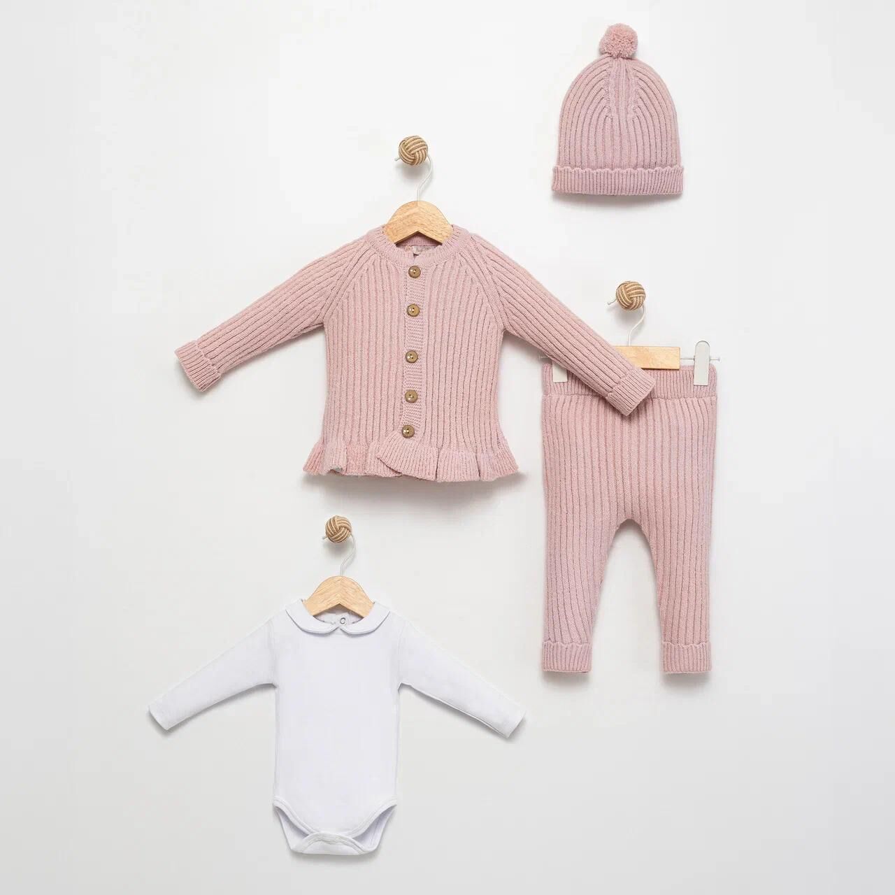 4 Parça Yünlü Hırkalı Takım- Pembe