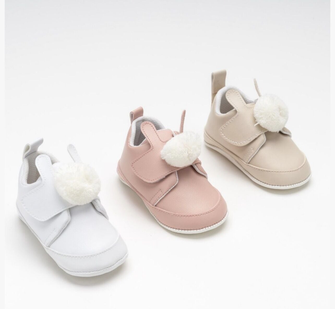 Beyaz Tavşan Ayakkabı