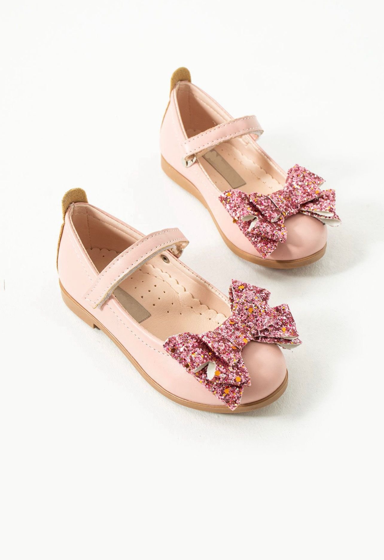 Pembe Fiyonklu Ayakkabı