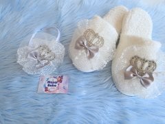 Gri Fiyonklu Terlik Taç Seti